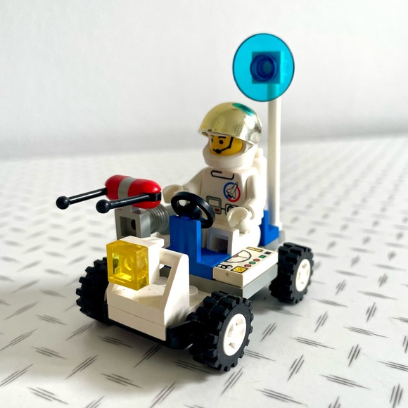 Lego Set 6516 - Moonwalker - Picture 2 of 3